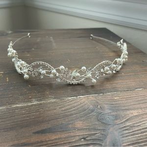 Beaded and jeweled wedding hairpiece